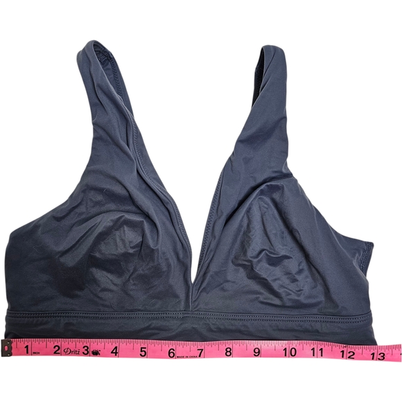Victoria's Secret Gray Plunge Bralette Unpadded Soft Large - Picture 7 of 7